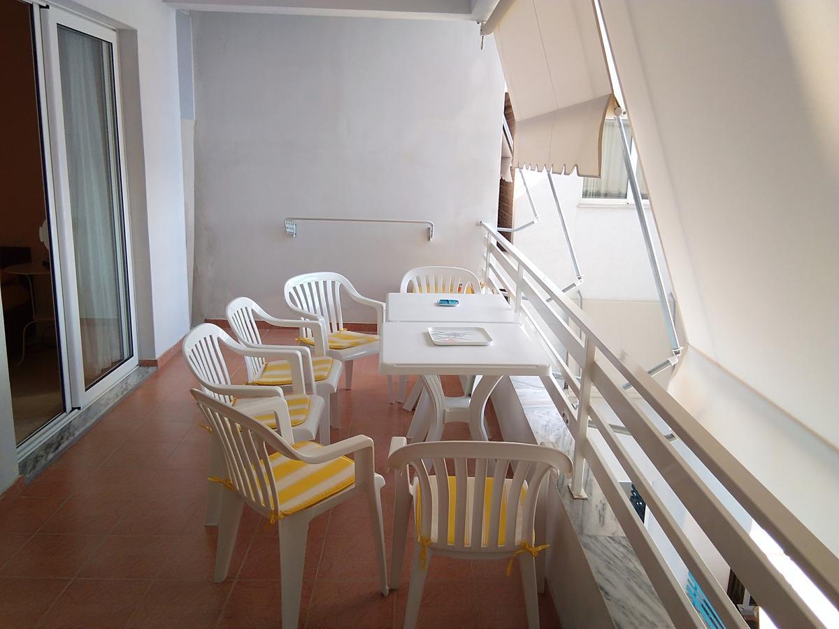 Apartment Alma Σαράντα Εξωτερικό φωτογραφία